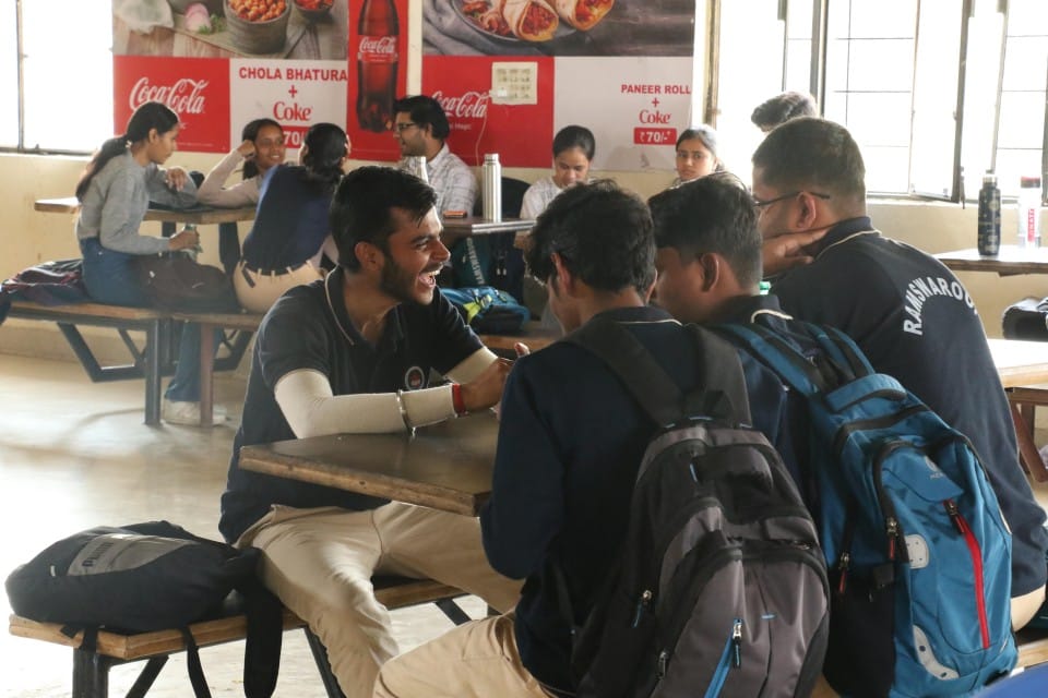 Cafeteria 1